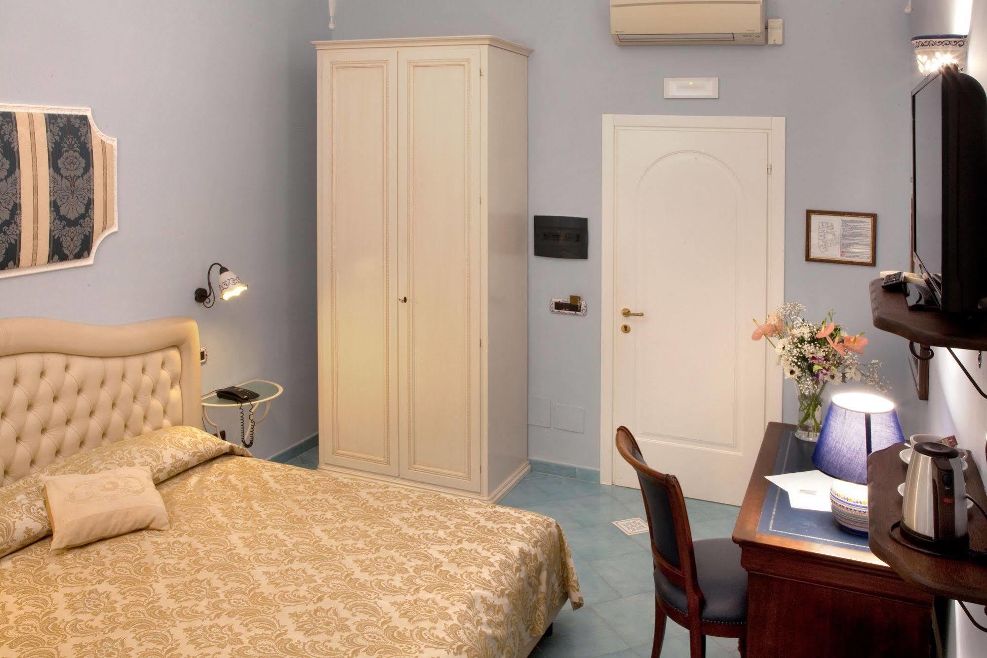 Albergo L'Antico Convitto Амалфи Екстериор снимка