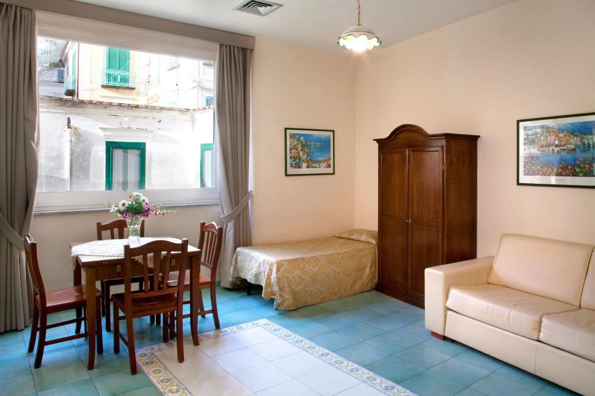Albergo L'Antico Convitto Амалфи Екстериор снимка