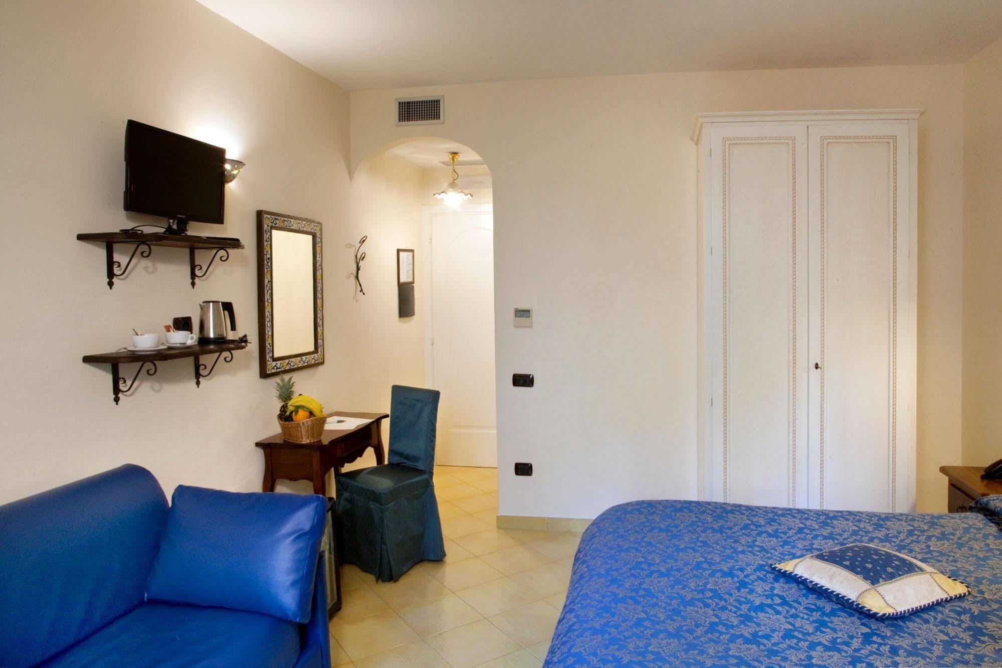Albergo L'Antico Convitto Амалфи Екстериор снимка